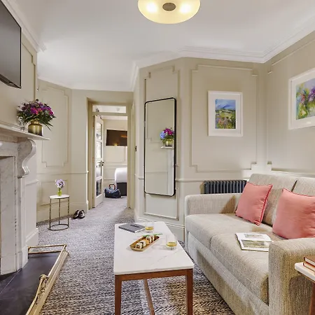 Waterloo Town House &