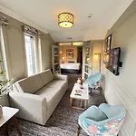 Hotel Waterloo Town House &