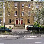 Waterloo Town House & 4* Dublin