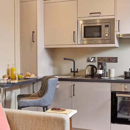 Ξενοδοχείο Waterloo Town House &