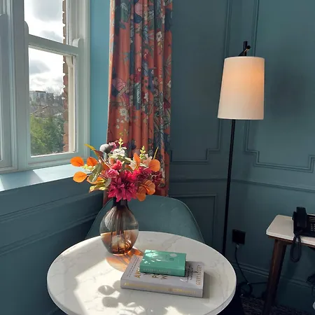 Waterloo Town House & فندق دبلن