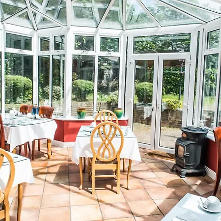 Waterloo Town House &